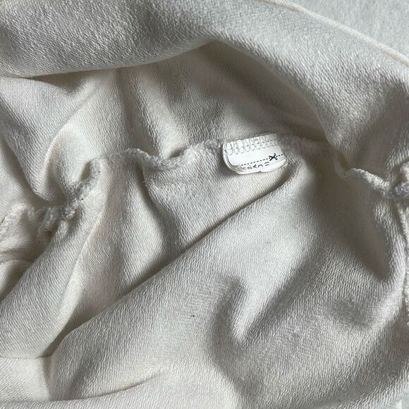 Zara White Asymmetrical Hem Oversized Sweatshirt Pullover (314) - Picture 7 of 7